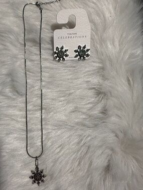 Maurices Nickel free Snowflake Earrings & Necklace Set